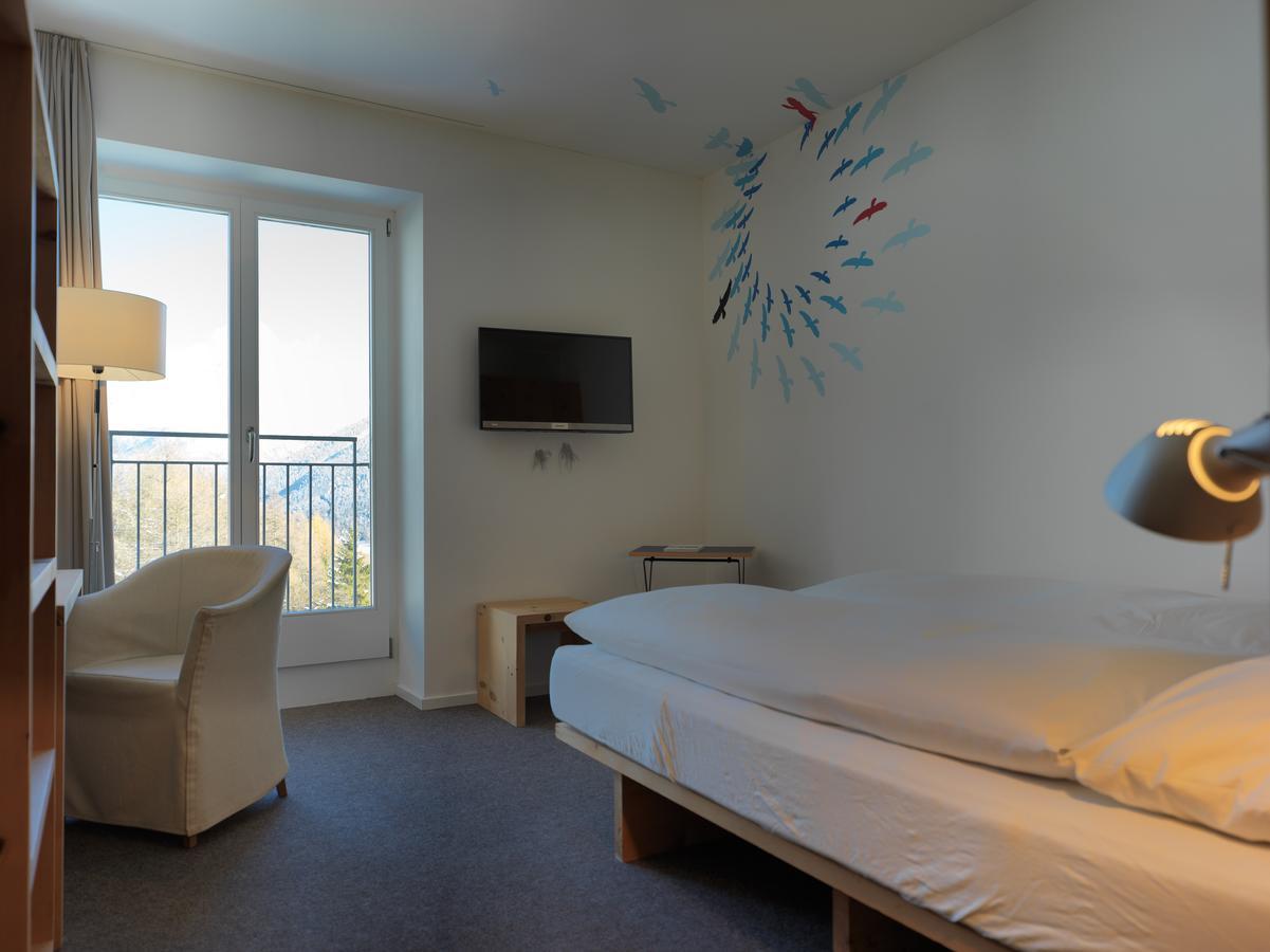 Hotel Castell Zuoz Habitación foto